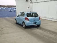 Toyota VITZ лот № 2320 оценка 3  с аукциона в Японии 1