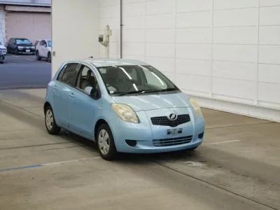 Toyota VITZ  с аукциона в Японии