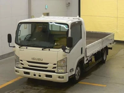 Isuzu ELF  с аукциона в Японии