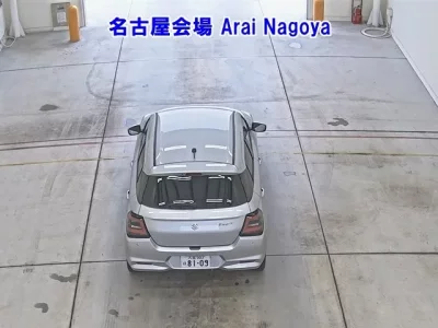 Suzuki SWIFT  с аукциона в Японии