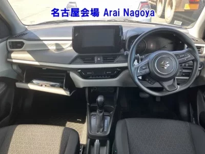 Suzuki SWIFT  с аукциона в Японии