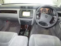 Toyota CROWN лот № 39 оценка 4  с аукциона в Японии 2