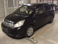 Toyota ISIS лот № 8634 оценка 3.5  с аукциона в Японии 3