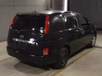 Toyota ISIS лот № 8634 оценка 3.5  с аукциона в Японии 4