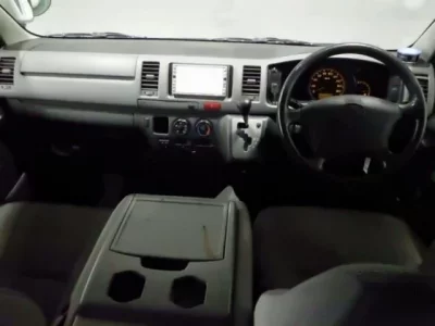Toyota HIACE VAN  с аукциона в Японии