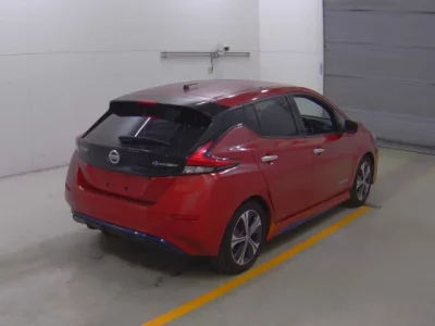 Nissan LEAF  с аукциона в Японии