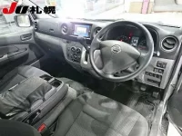 Nissan CARAVAN VAN лот № 1038 оценка 3.5  с аукциона в Японии 2