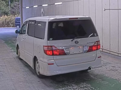 Toyota ALPHARD  с аукциона в Японии