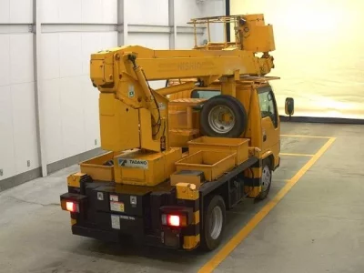 Isuzu ELF  с аукциона в Японии