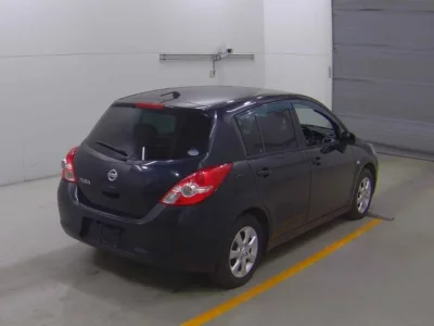 Nissan TIIDA  с аукциона в Японии