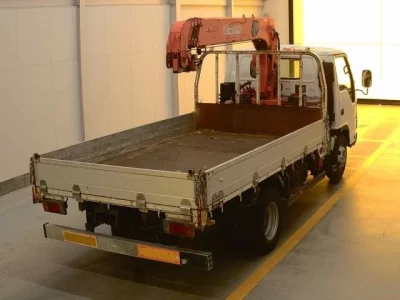 Isuzu ELF  с аукциона в Японии