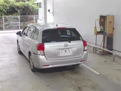 Toyota COROLLA FIELDER  с аукциона в Японии