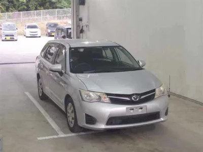 Toyota COROLLA FIELDER  с аукциона в Японии