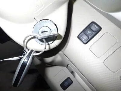 Toyota PORTE  с аукциона в Японии