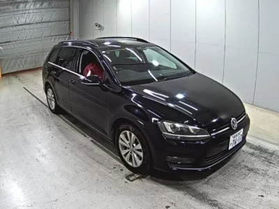 Volkswagen GOLF VARIANT  с аукциона в Японии