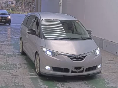 Toyota ESTIMA HYBRID  с аукциона в Японии