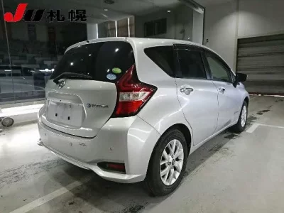Nissan NOTE  с аукциона в Японии