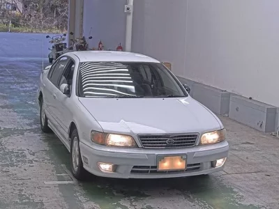 Nissan CEFIRO