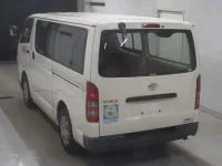 Toyota HIACE VAN лот № 4062 оценка 3  с аукциона в Японии 1