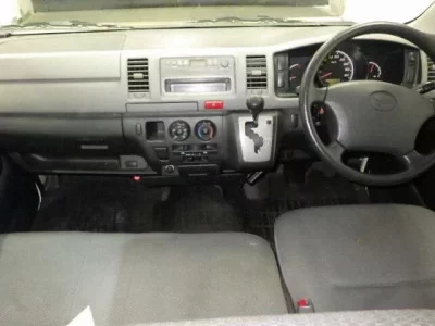 Toyota HIACE VAN  с аукциона в Японии