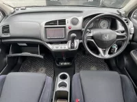 Honda STREAM лот № 6069 оценка 3.5  с аукциона в Японии 3