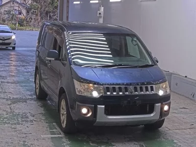 Mitsubishi DELICA D5  с аукциона в Японии