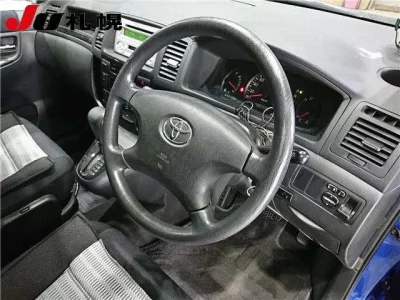 Toyota COROLLA SPACIO