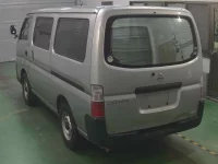 Nissan CARAVAN VAN лот № 89 оценка R  с аукциона в Японии 1