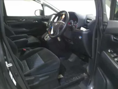 Toyota VELLFIRE  с аукциона в Японии