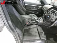 BMW 3-Series лот № 1059 оценка 3.5  с аукциона в Японии 4