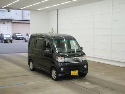 Daihatsu Atrai Wagon  с аукциона в Японии