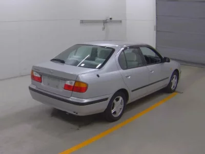 Nissan PRIMERA  с аукциона в Японии