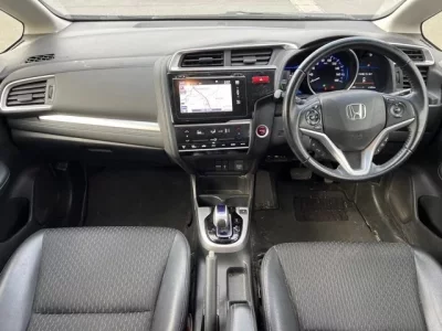 Honda FIT  с аукциона в Японии