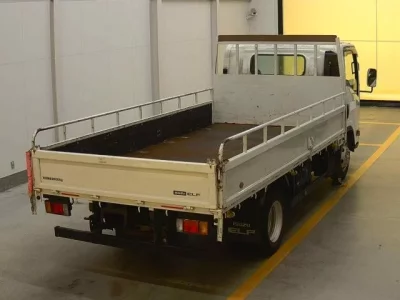Isuzu ELF  с аукциона в Японии