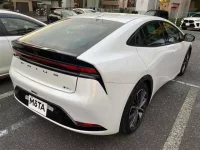 Toyota PRIUS лот № 1047 оценка 5  с аукциона в Японии 1