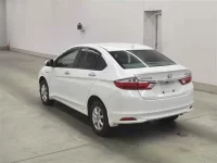 Honda GRACE лот № 60044 оценка 4  с аукциона в Японии 1