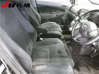 Toyota WISH лот № 1066 оценка 3.5  с аукциона в Японии 4