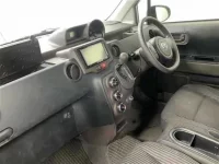 Toyota SPADE лот № 11054 оценка 3.5  с аукциона в Японии 2