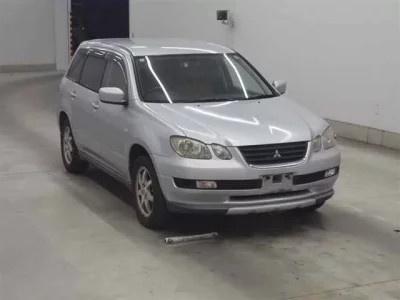 Mitsubishi AIRTREK  с аукциона в Японии