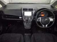 Toyota RACTIS лот № 106 оценка 3  с аукциона в Японии 2