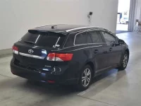 Toyota AVENSIS WAGON лот № 70001 оценка 3.5  с аукциона в Японии 4