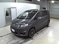 Honda FREED лот № 2124 оценка 3  с аукциона в Японии 3