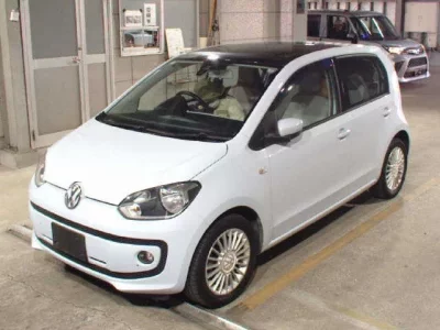 Volkswagen UP  с аукциона в Японии