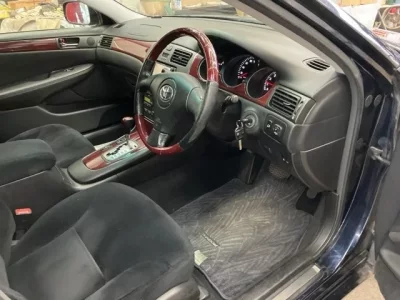 Toyota WINDOM  с аукциона в Японии