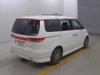 Honda ELYSION лот № 8540 оценка 3.5  с аукциона в Японии 3