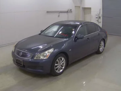 Nissan SKYLINE  с аукциона в Японии