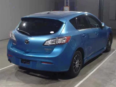 Mazda AXELA  с аукциона в Японии