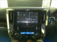 Toyota ALPHARD лот № 738 оценка 3  с аукциона в Японии 4