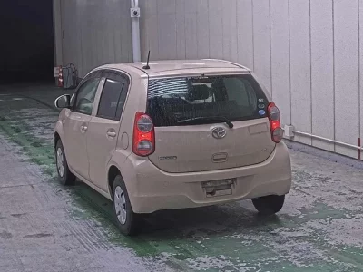 Toyota PASSO  с аукциона в Японии