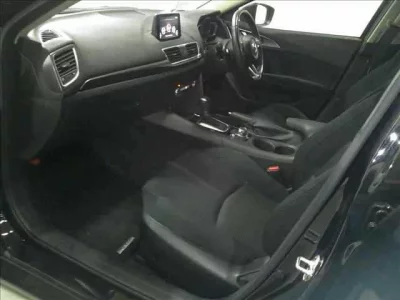 Mazda AXELA  с аукциона в Японии